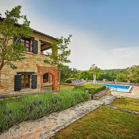 Villas By Istarski Dvori *